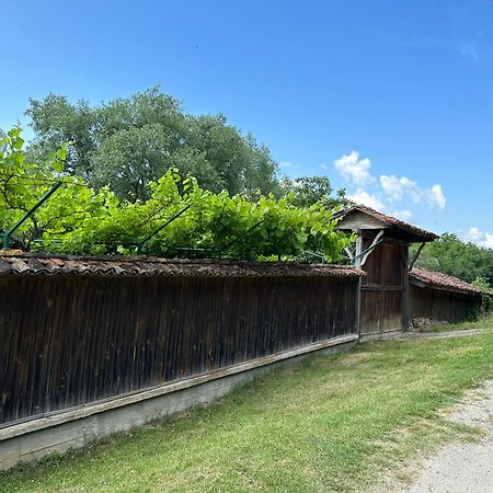 Вила Чевермето Palitsi Exterior foto